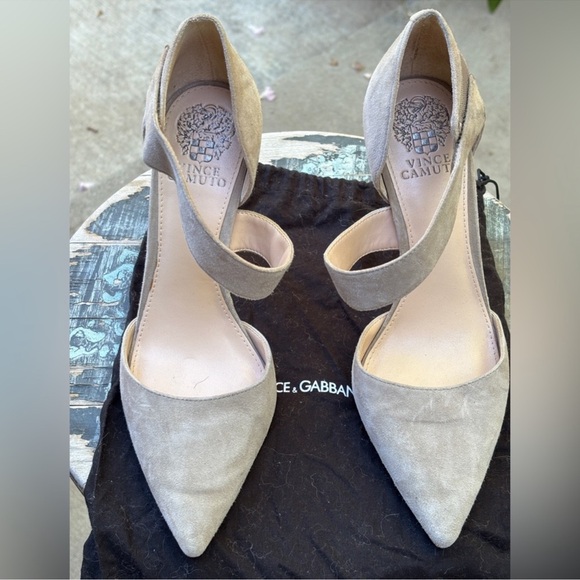 Vince camuto carlotte pointed toe suede ankle strap heels - Picture 3 of 6